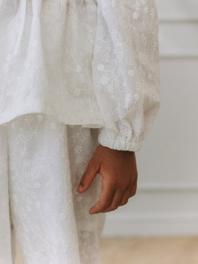 Blusa Flor de neve