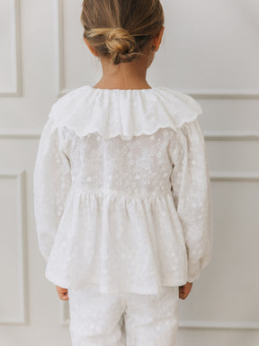 Blusa Flor de neve