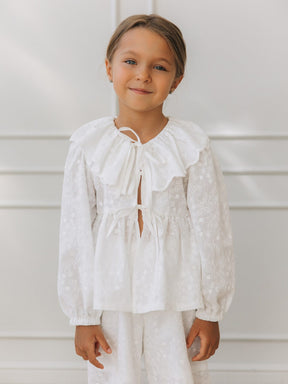 Blusa Flor de neve